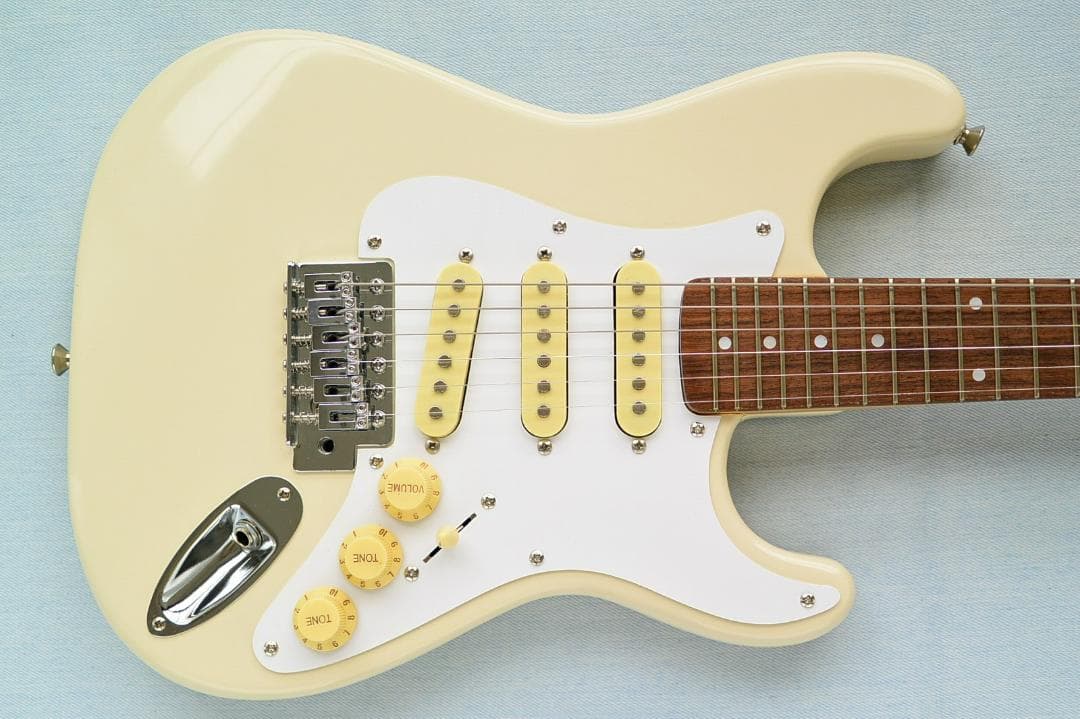 Fender MST-35 ニトロセルロースラッカー再塗装 ミニ・ストラト
