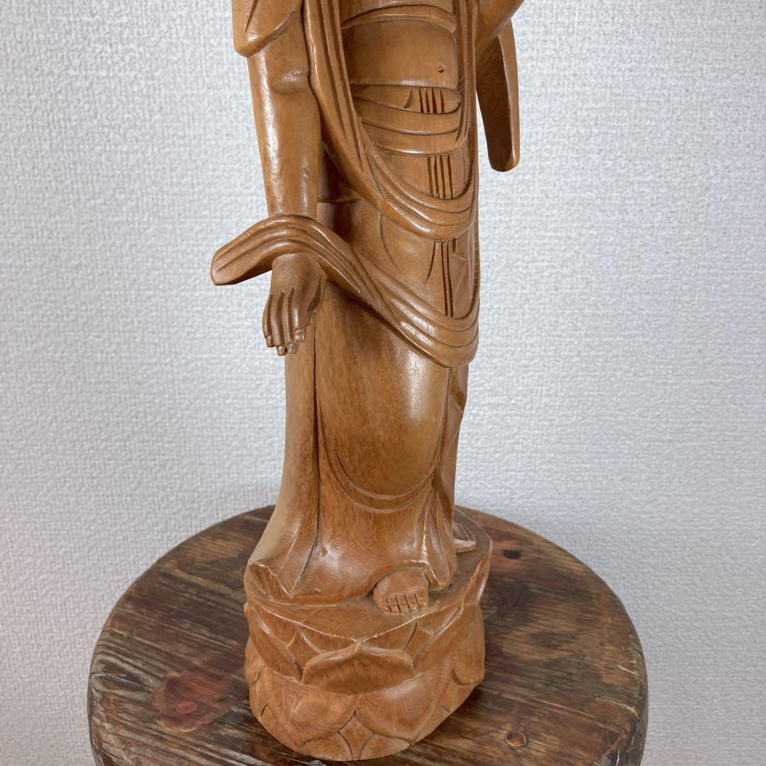 聖観音菩薩立像　一木造　高さ40ｃｍ　菩薩像　木彫り　彫刻　在銘　秀竹刀　柘植