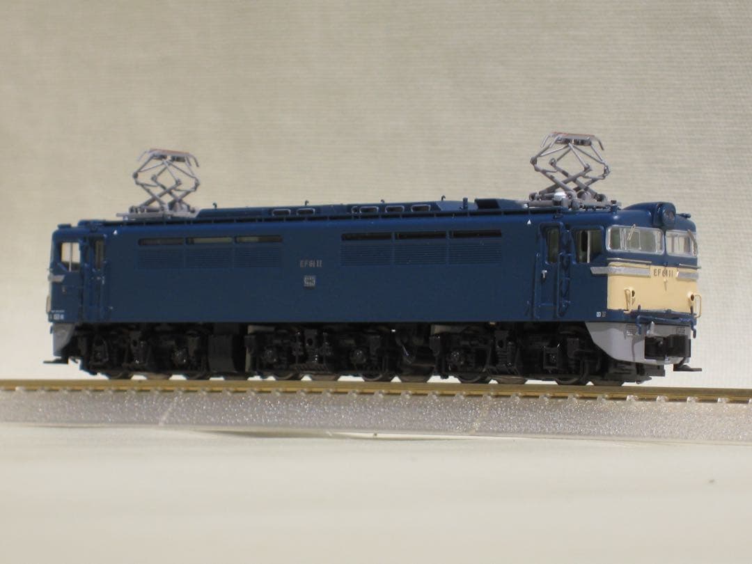 オリジナル特製品 EF61 11シールドビーム、PS22パンタ仕様