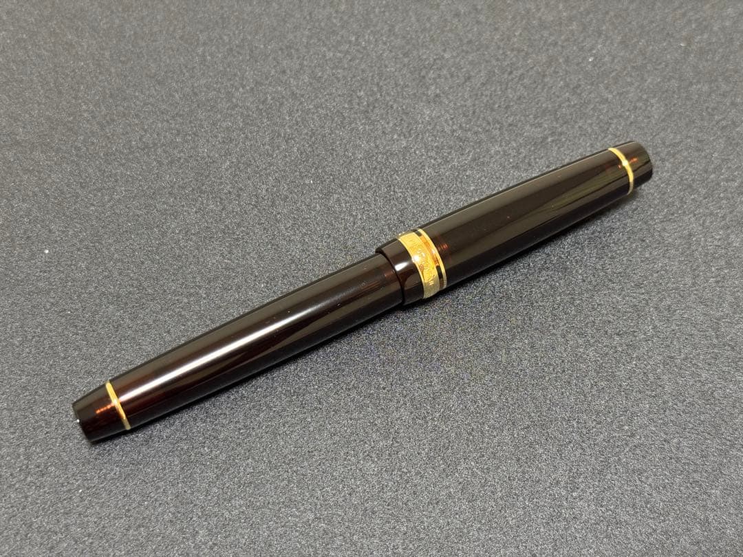 PILOT カスタムヘリテイジ912 ネオクラシックブラウン FMニブ