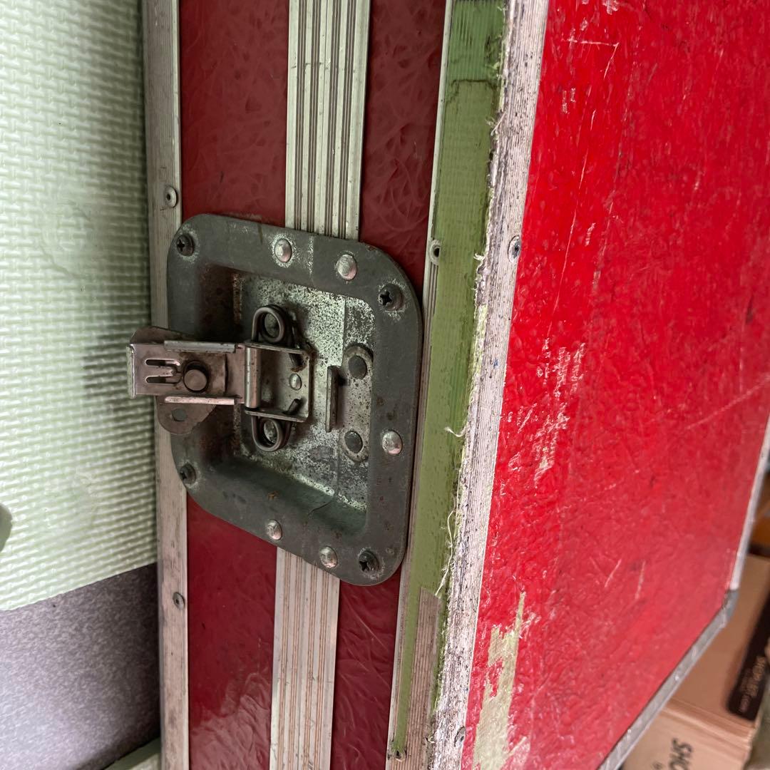 楽器ケース 赤　ハードケース　133cm✖️33cm✖️10cm