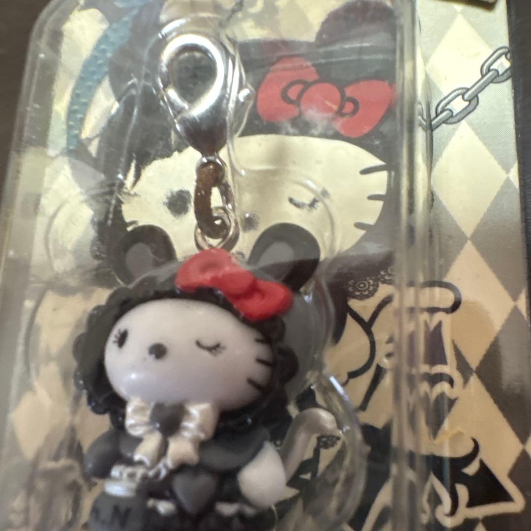 h.NAOTO ハローキティ　ファスナーマスコット