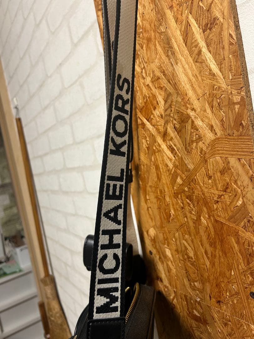 本日のみ値下げMICHAEL KORS ブラックショルダーバッグ