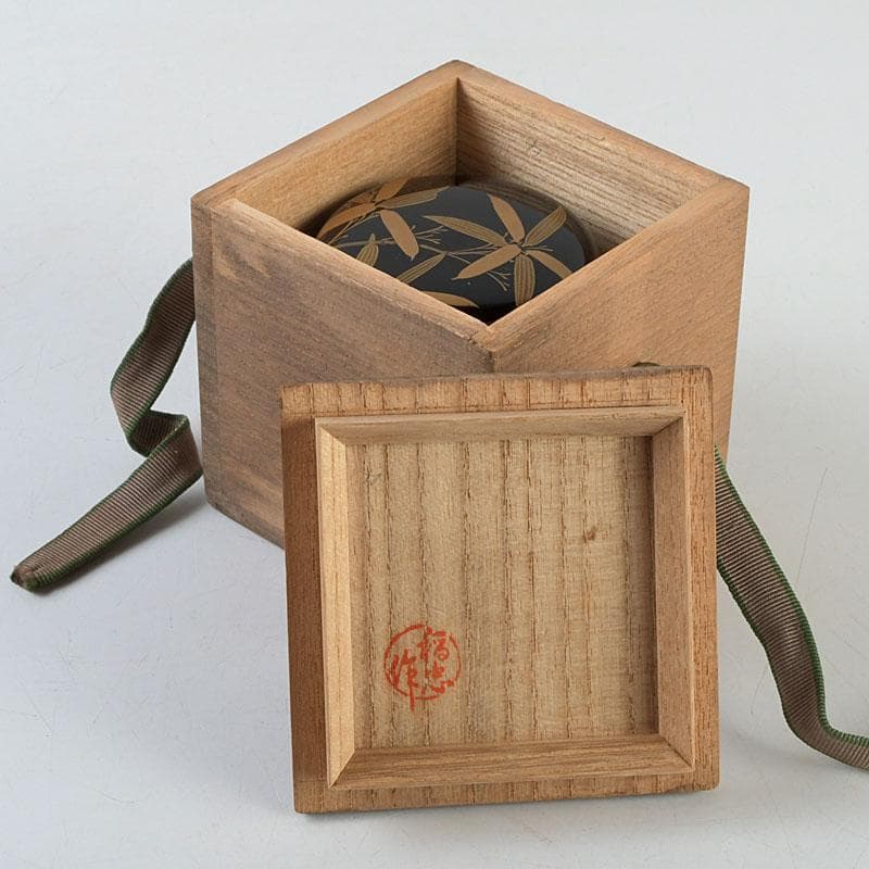 茶道具　輪島塗　稲忠謹製　笹蒔絵　棗　共布共箱　V　9359