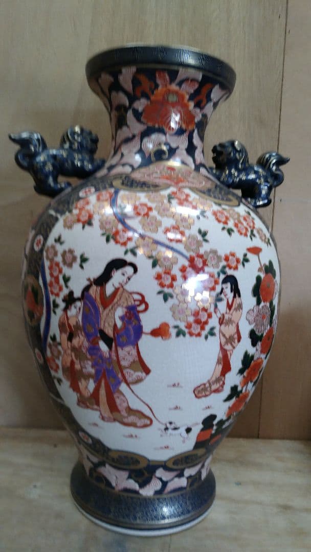 伊万里焼大壺