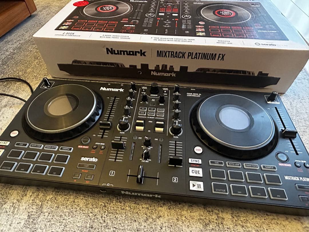 DJ機材 Numark MIXTRACK PLATINUM FX