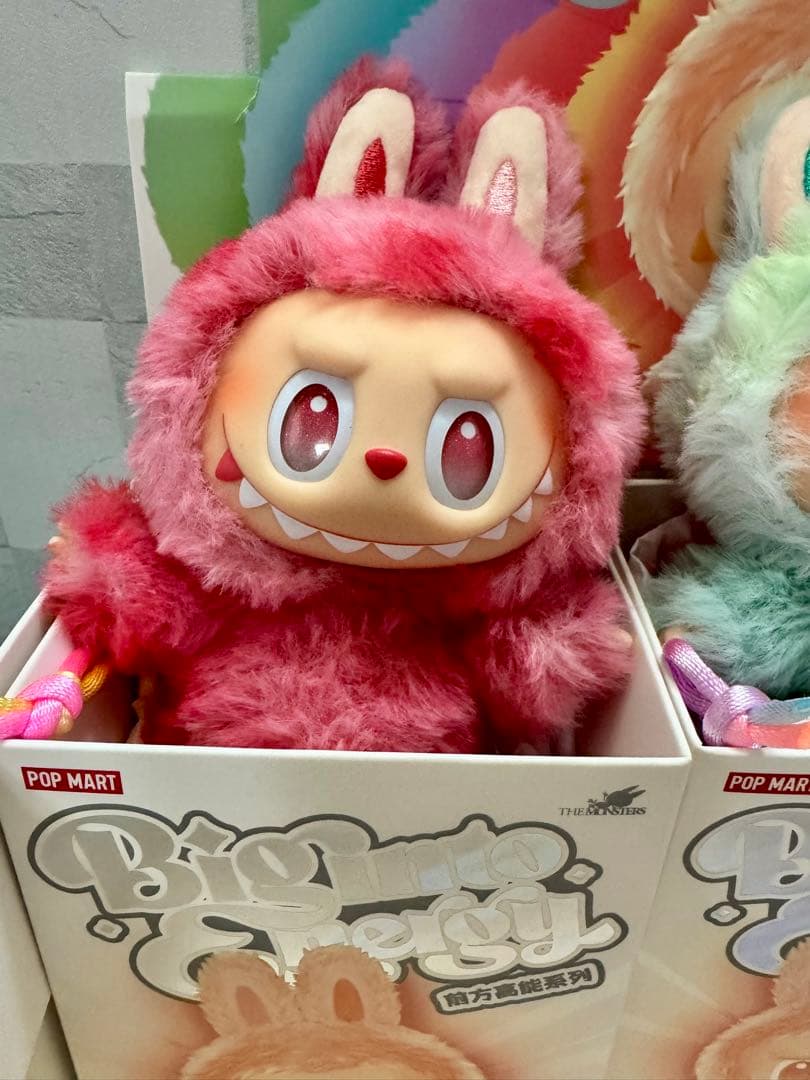 【正規品】ラブブ　Labubu Big into Energy POP MART
