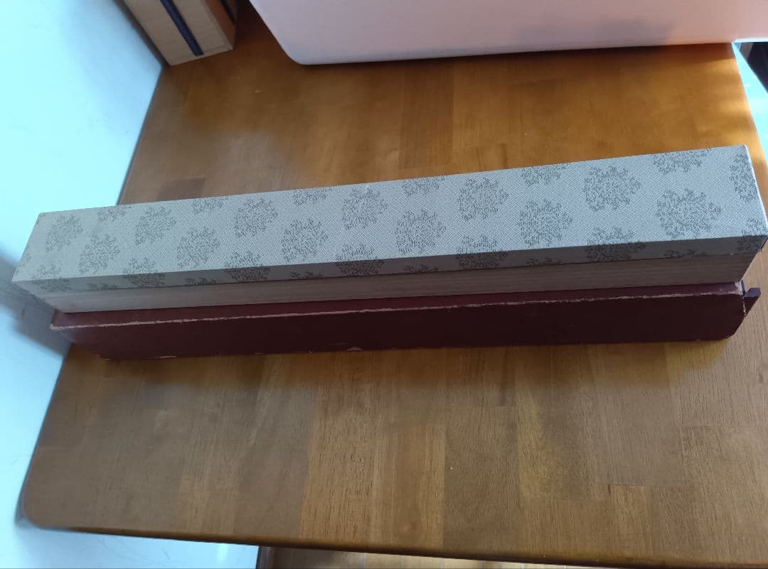 結城素明　題名矢車草　伊勢丹美術部シールあり