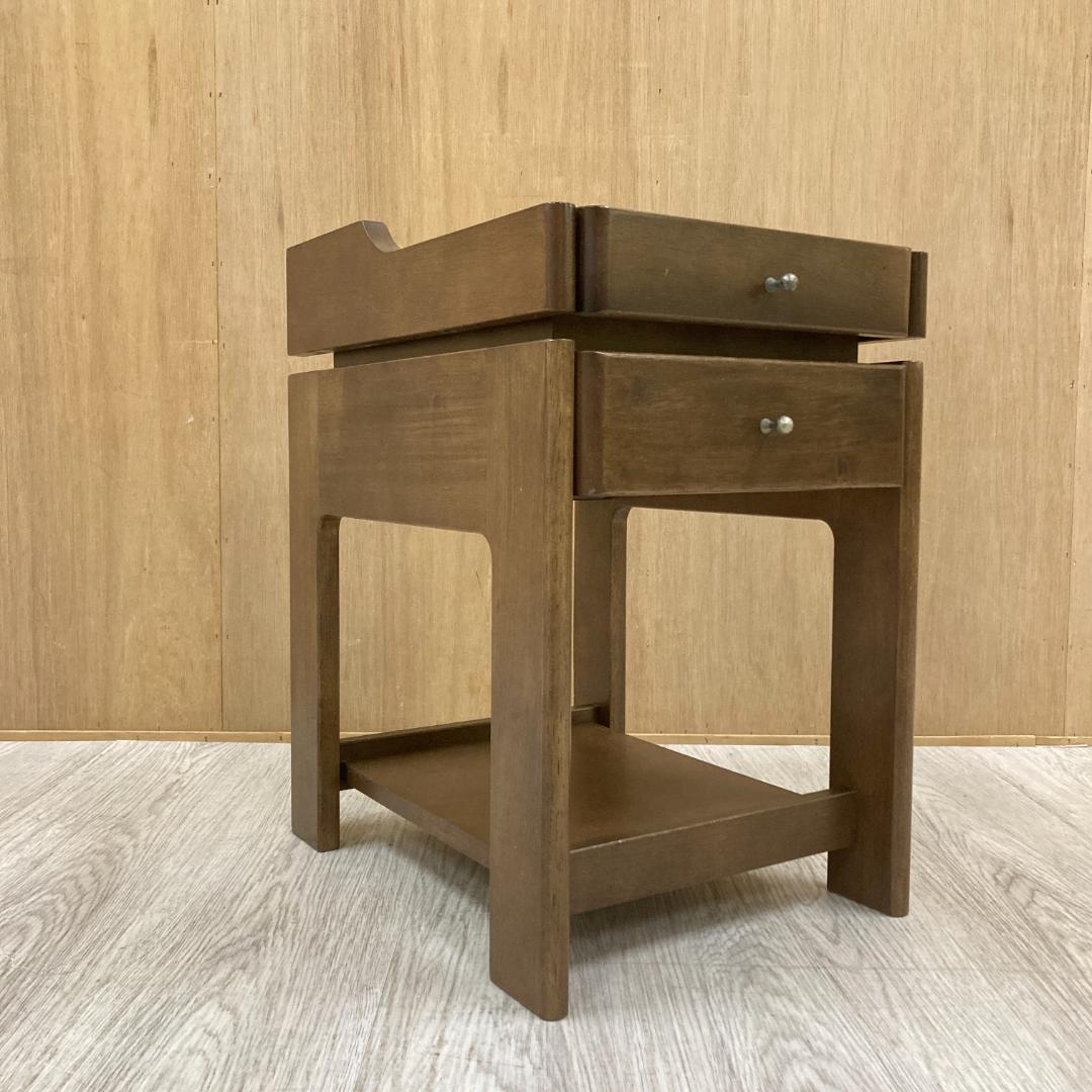 【カリモク】サイドテーブル　ナイトテーブル　電話台