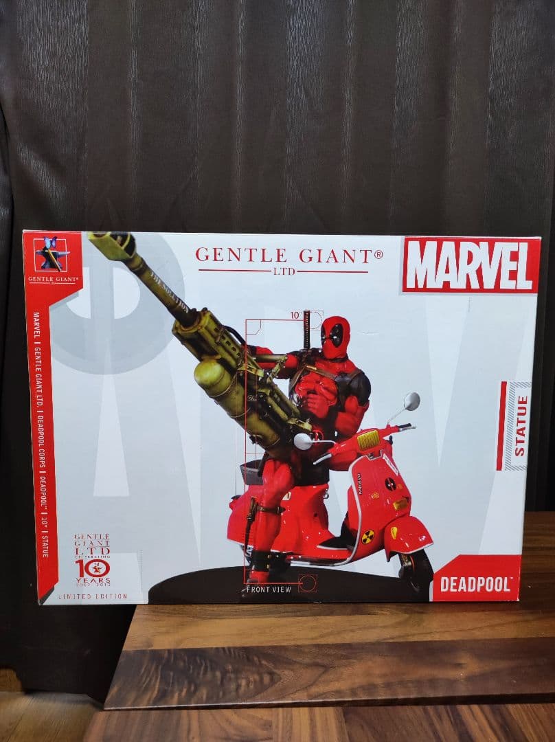 ジェントルジャイアント マーベル デッドプール オン ベスパ 1/6 スタチュー
