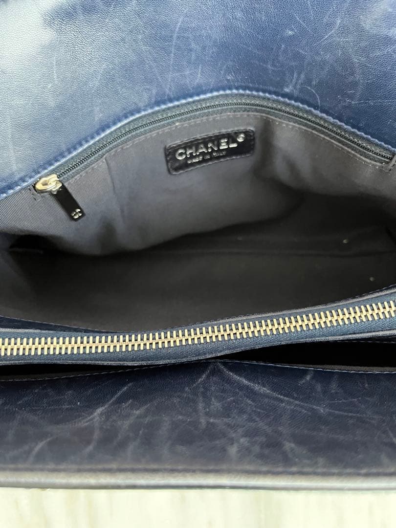 シャネルCC ココマーク　肩掛けリップスティク　 sanzoku