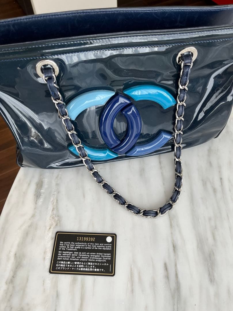 シャネルCC ココマーク　肩掛けリップスティク　 sanzoku