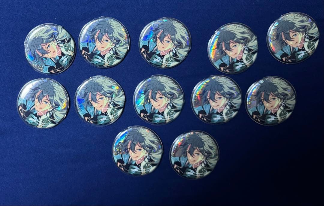 椎名ニキ　缶バッジ　12点セット