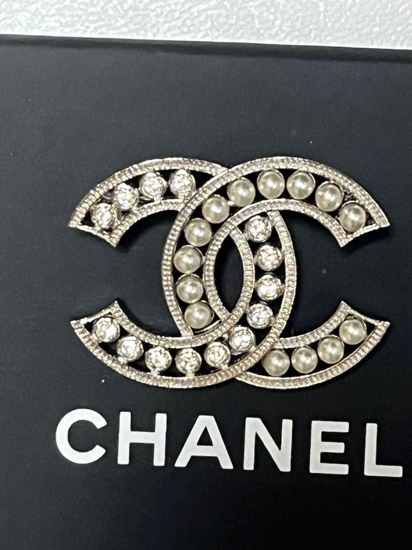 シャネル　ココマーク　ブローチ　ストラス　パール