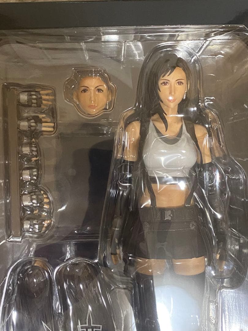 ファイナルファンタジー7 プレイアーツ改　ティファ・ロックハート　新品未開封