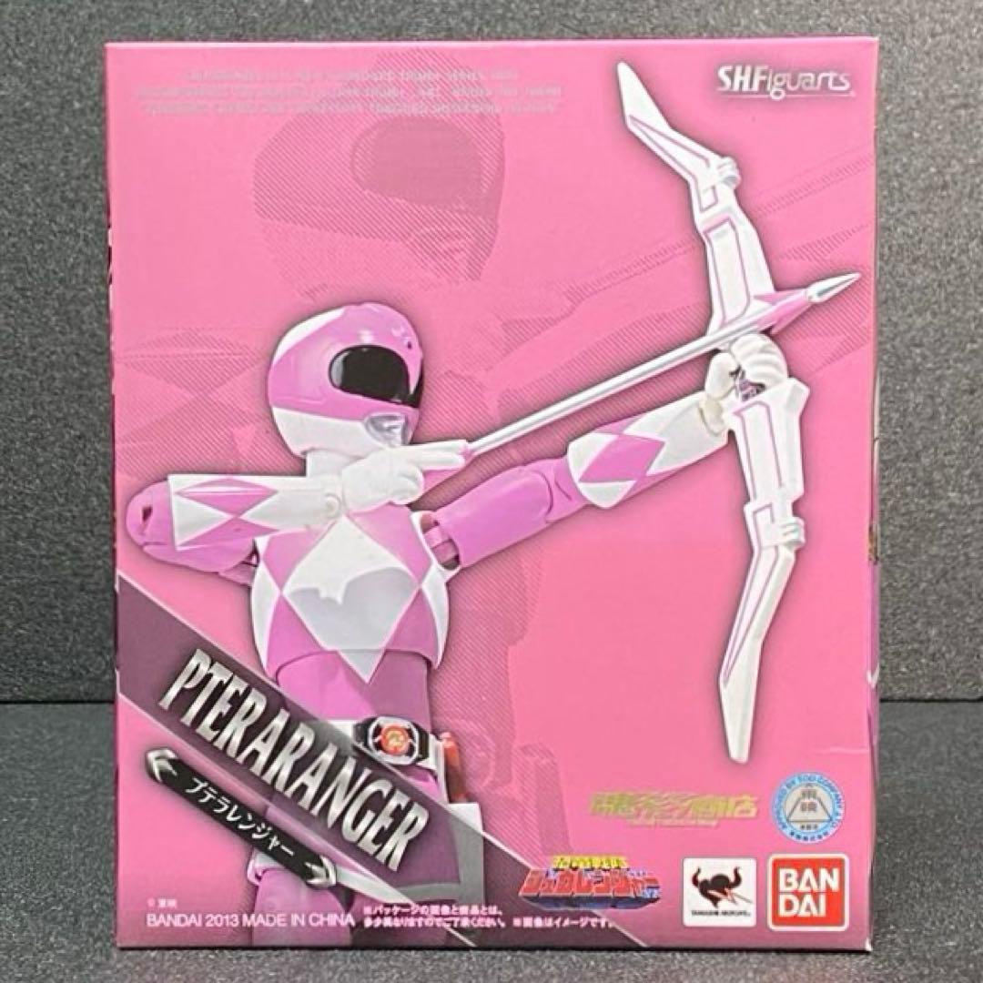 プテラレンジャー 恐竜戦隊ジュウレンジャー 桃色 ピンク pink
