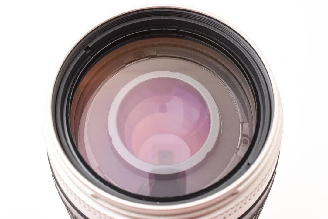 ★極上品★ニコン Nikon 70-300mm f4-5.6 シルバー 677