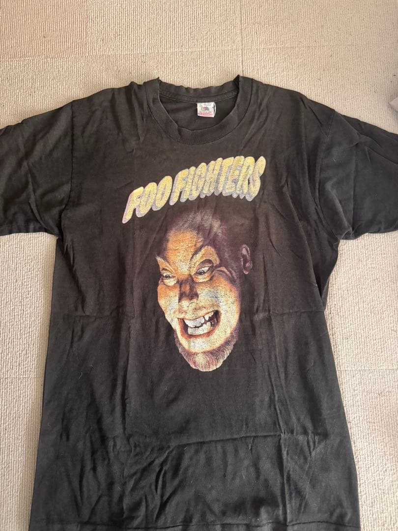 FOO FIGHTERS フーファイターズEXHAUSTED Tシャツ