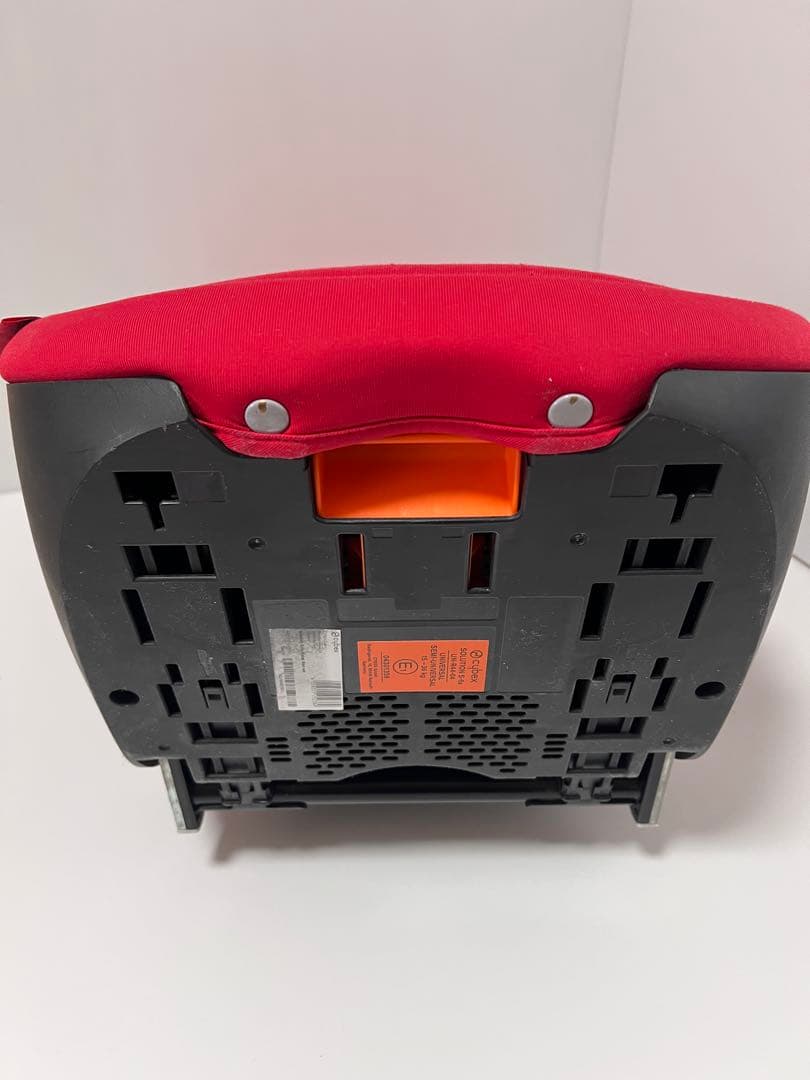 サイベックス 　ジュニアシート　ソリューション S i-FIX 保護シート付　赤