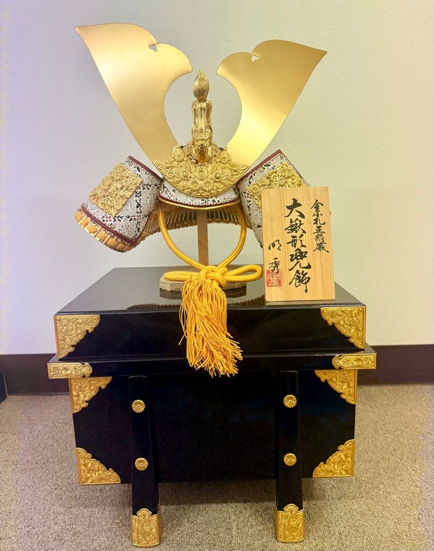 アンティーク ヴィンテージ 大鍬形之兜 五月人形 兜飾り大鼓装飾 金色 武具DD