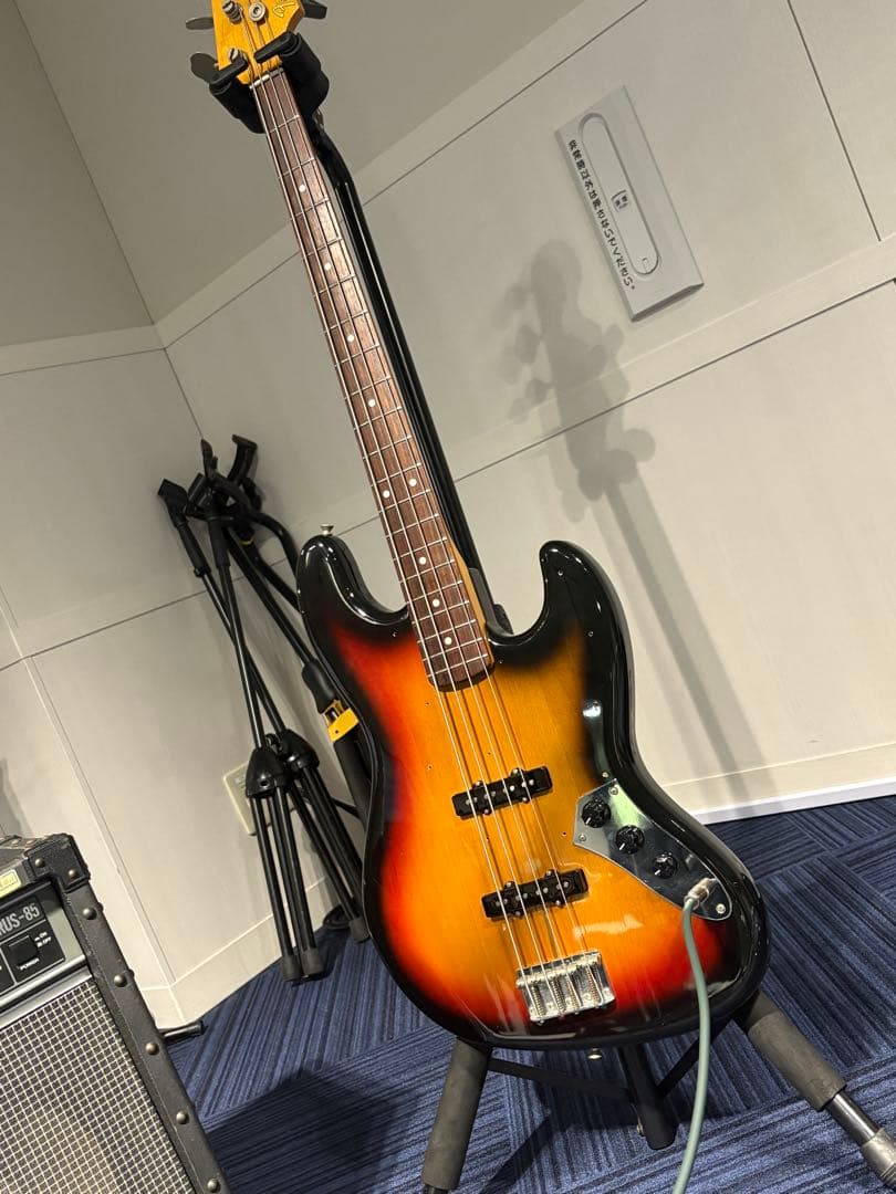 フェンダージャズベース