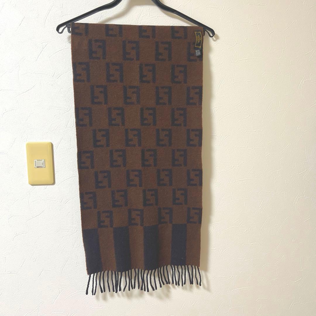 フェンディFENDIマフラーリバーシブル男女兼用ズッカ柄