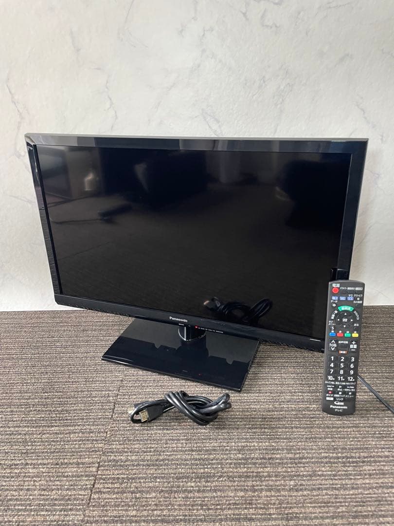 687美品✨ パナソニック 24V型液晶テレビ HDMIケーブル リモコン付き