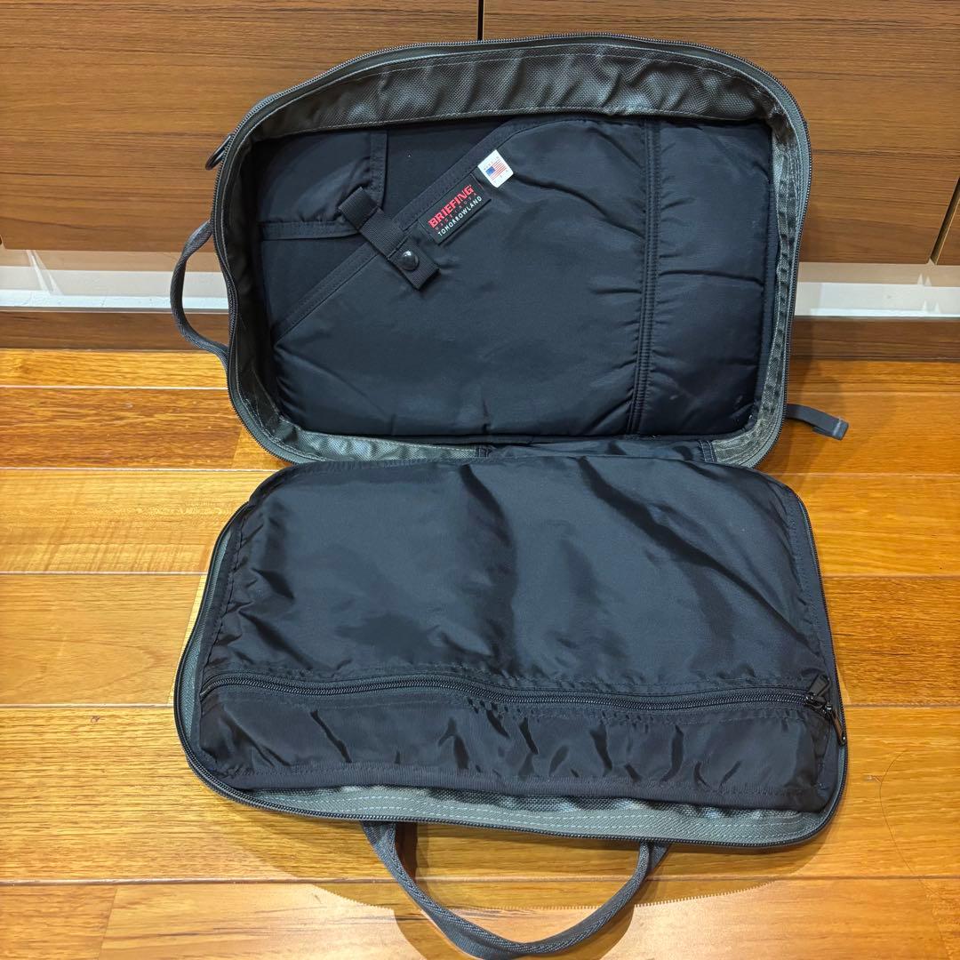 sl＊＊eBRIEFING×TOMMOROWLAND別注　3WAY