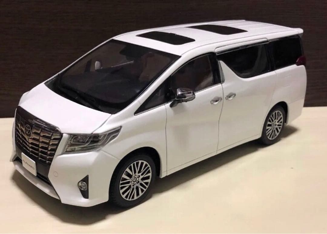 雄*じ様 1/18 トヨタ アルファード 30前期 3.5 V6 GF Keng