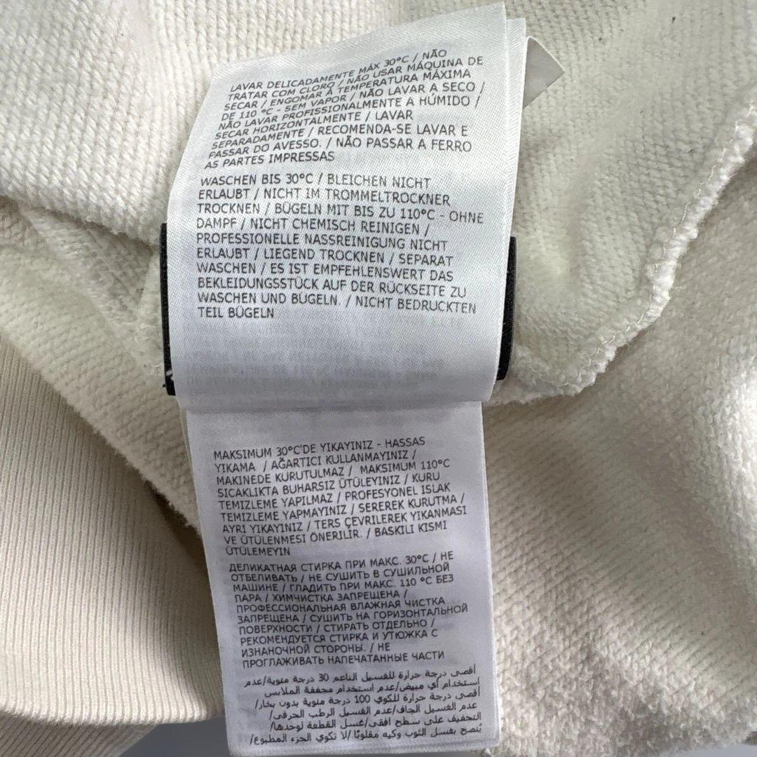 ✨大人気✨ MONCLER（モンクレール）　オフホワイトパーカーXL