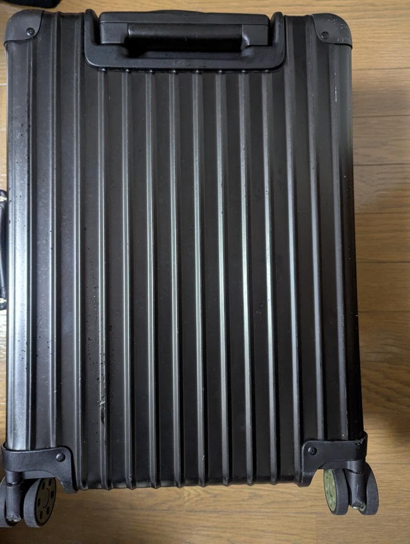【2回のみ使用】リモワ クラシックキャビン☆RIMOWA