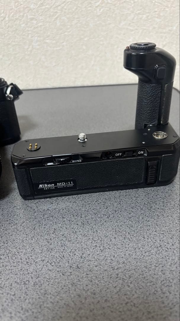 一眼レフカメラNikon FE 43-86mmレンズ付き　。モータードライブ。