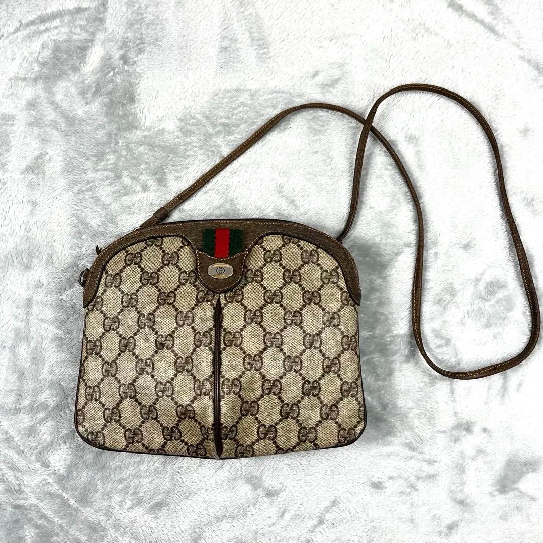 Gucci グッチ ショルダーバッグ GG シェリーライン 肩掛け◯