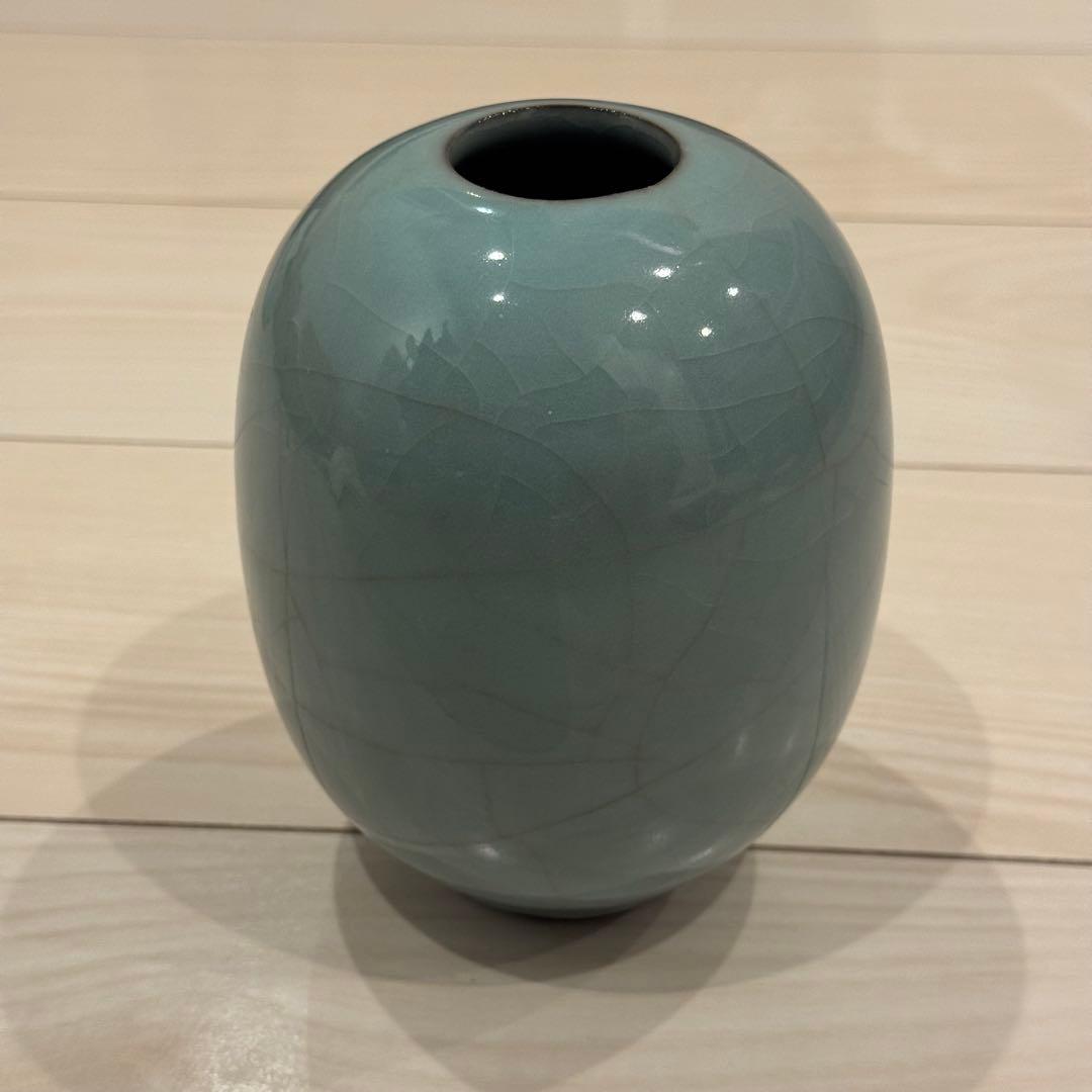 青磁壺 小野卓