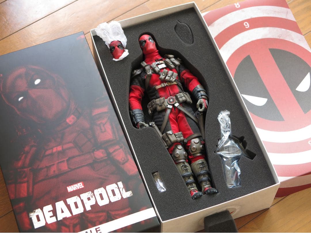 ホットトイズ サイドショウ デッドプール 1/6 フィギュア マーベル