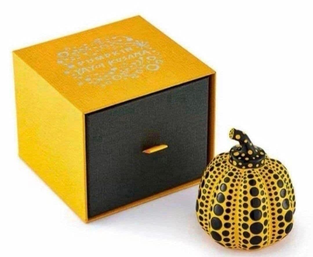 草間彌生 カボチャ （パンプキン） 黄　オブジェ　ペーパーウェイト