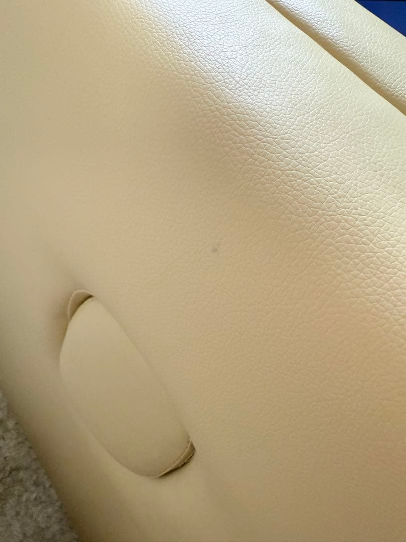 施術ベッド【手渡し9000円】エステ　マッサージ