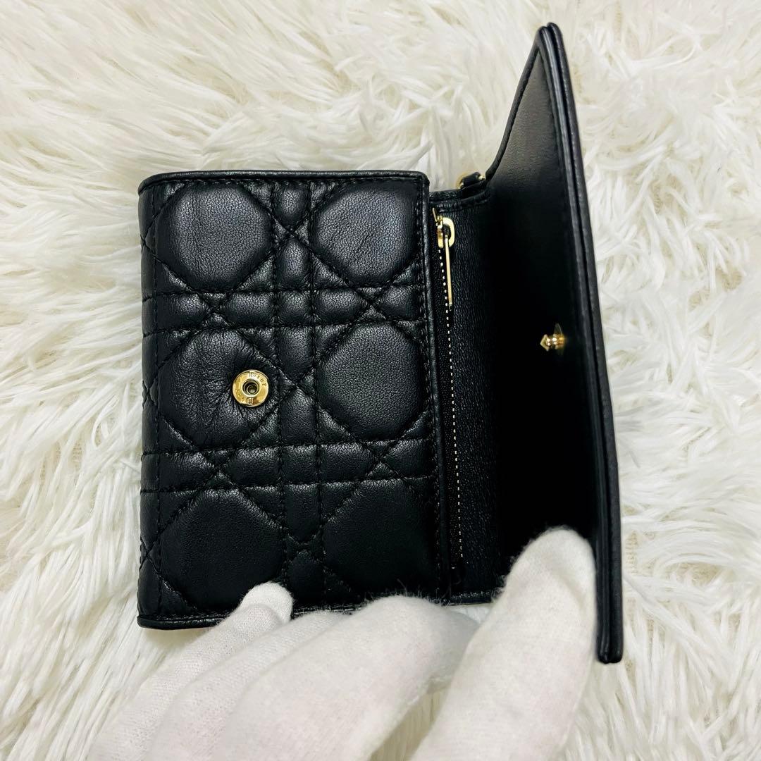 極美✨ディオール✨三つ折り財布 カナージュ ロータス キルティング 黒 現行