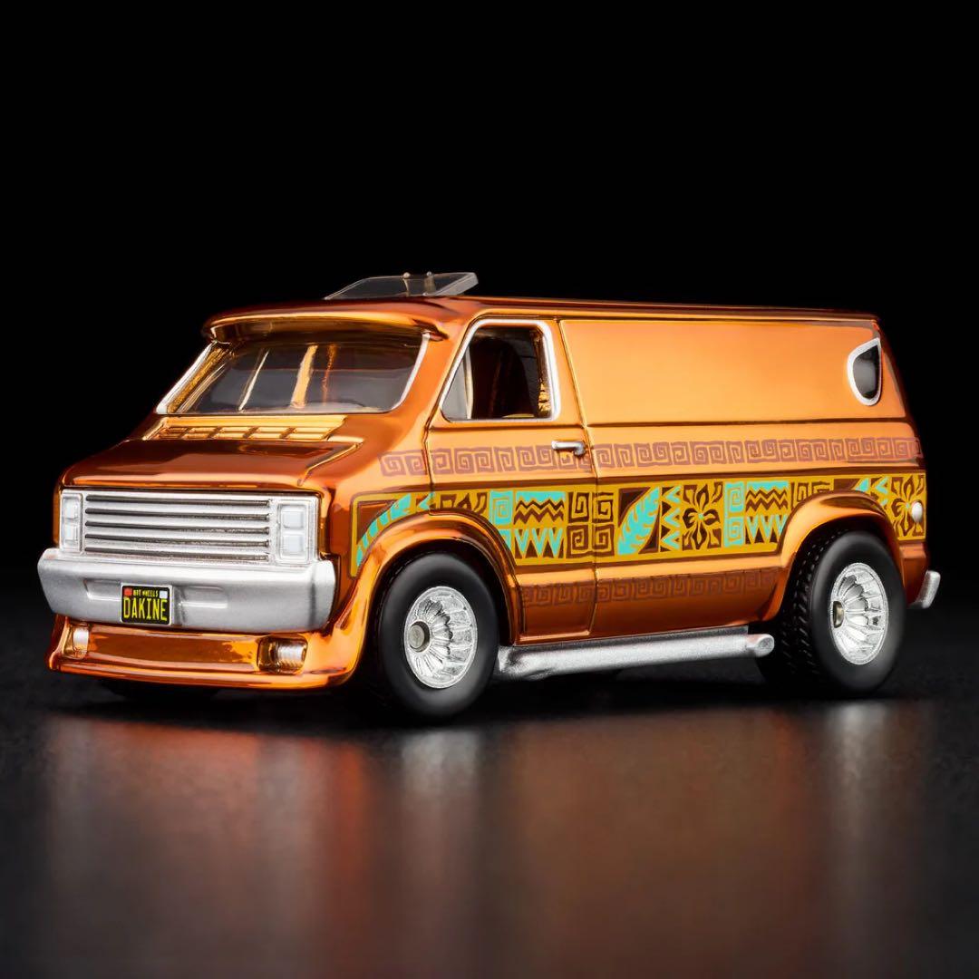 ホットウィール　RLC限定　'70s ダッジトレードマンバン