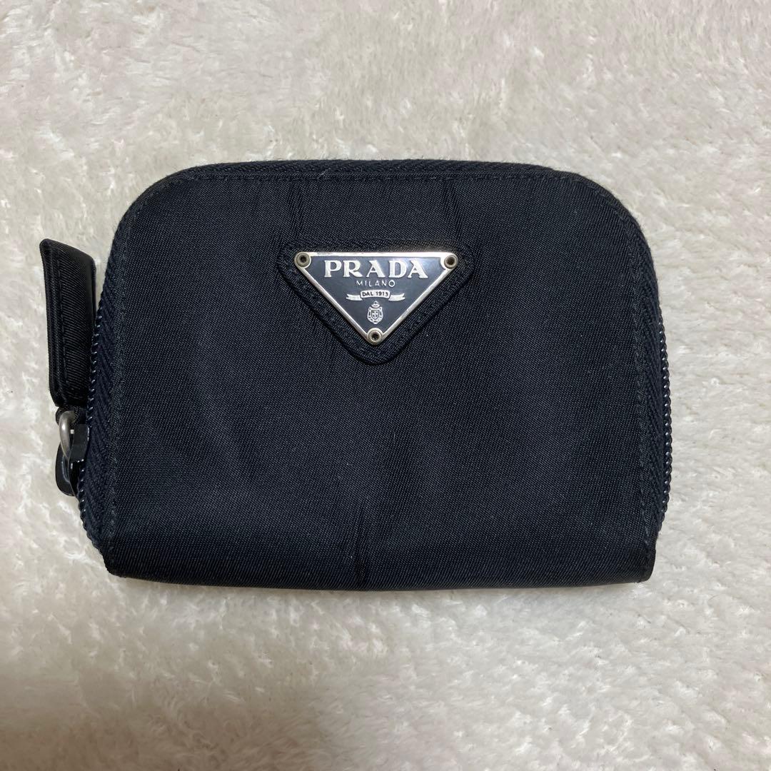 PRADA ケース　（未使用品）　プラダ　小銭入れ