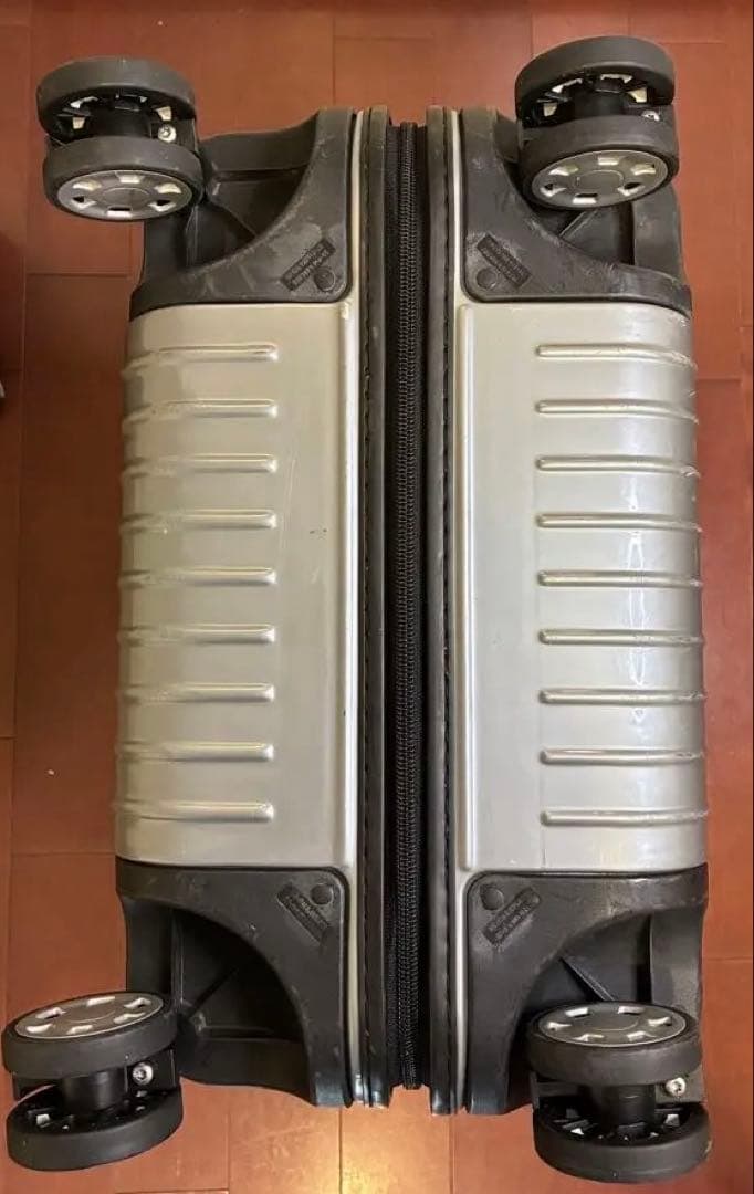 値下げ【訳あり】RIMOWA SALSA 4輪 シルバー 約63L