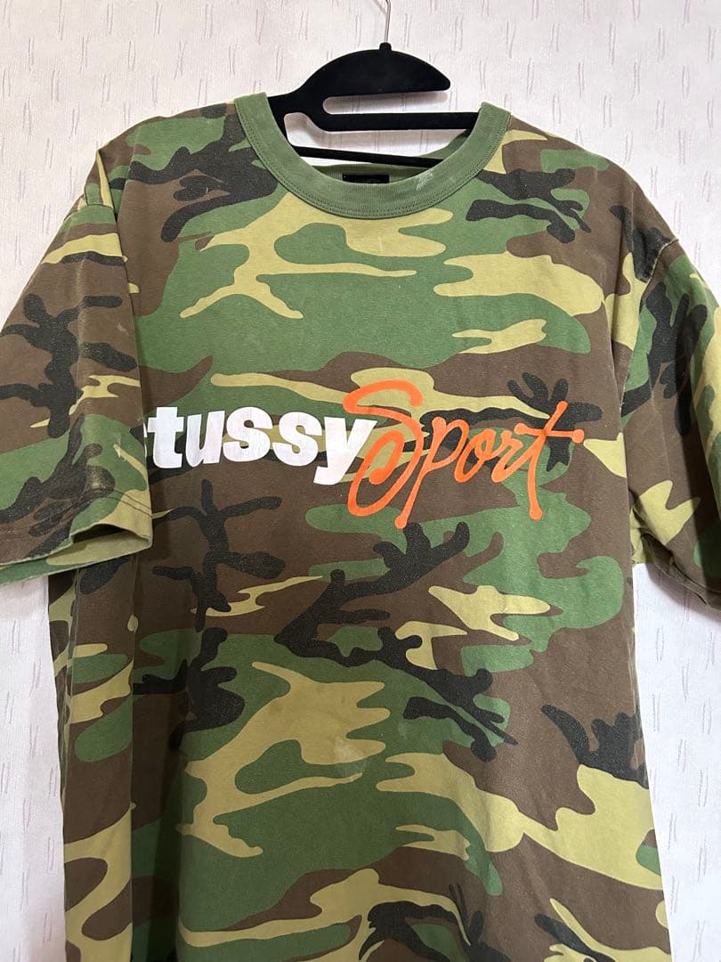 stussy迷彩柄Tシャツ