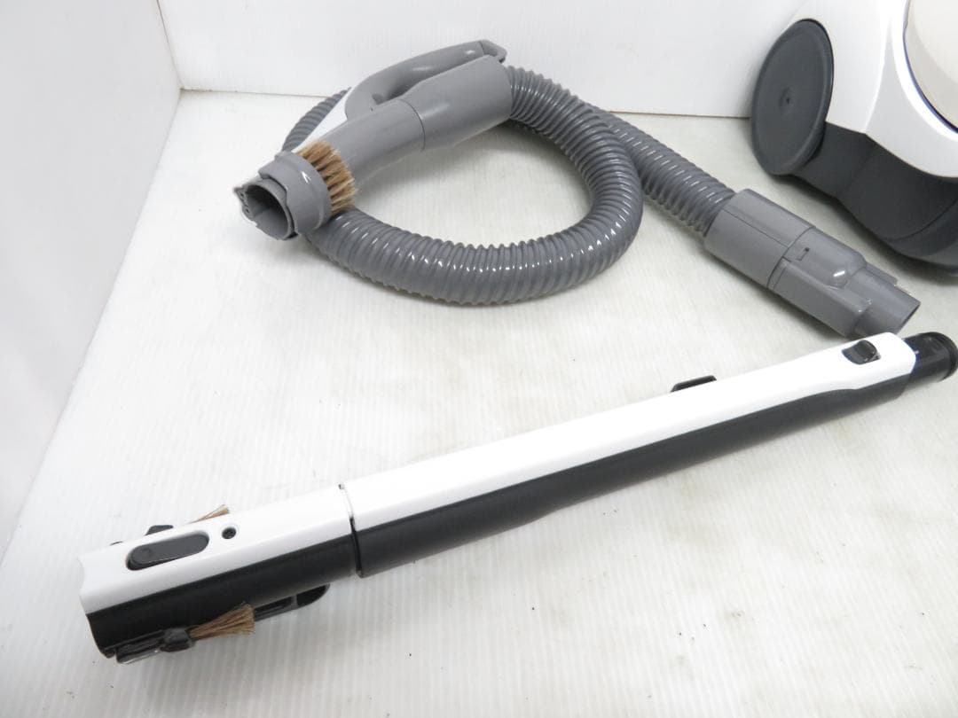 三菱 2023年製 紙パック式掃除機 クリーナー Be-K ペールゴールド