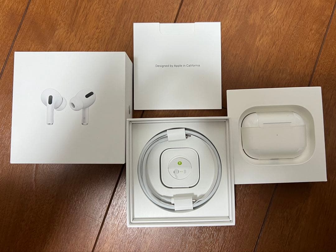 Apple AirPods Pro2 本体　ワイヤレス充電ケース