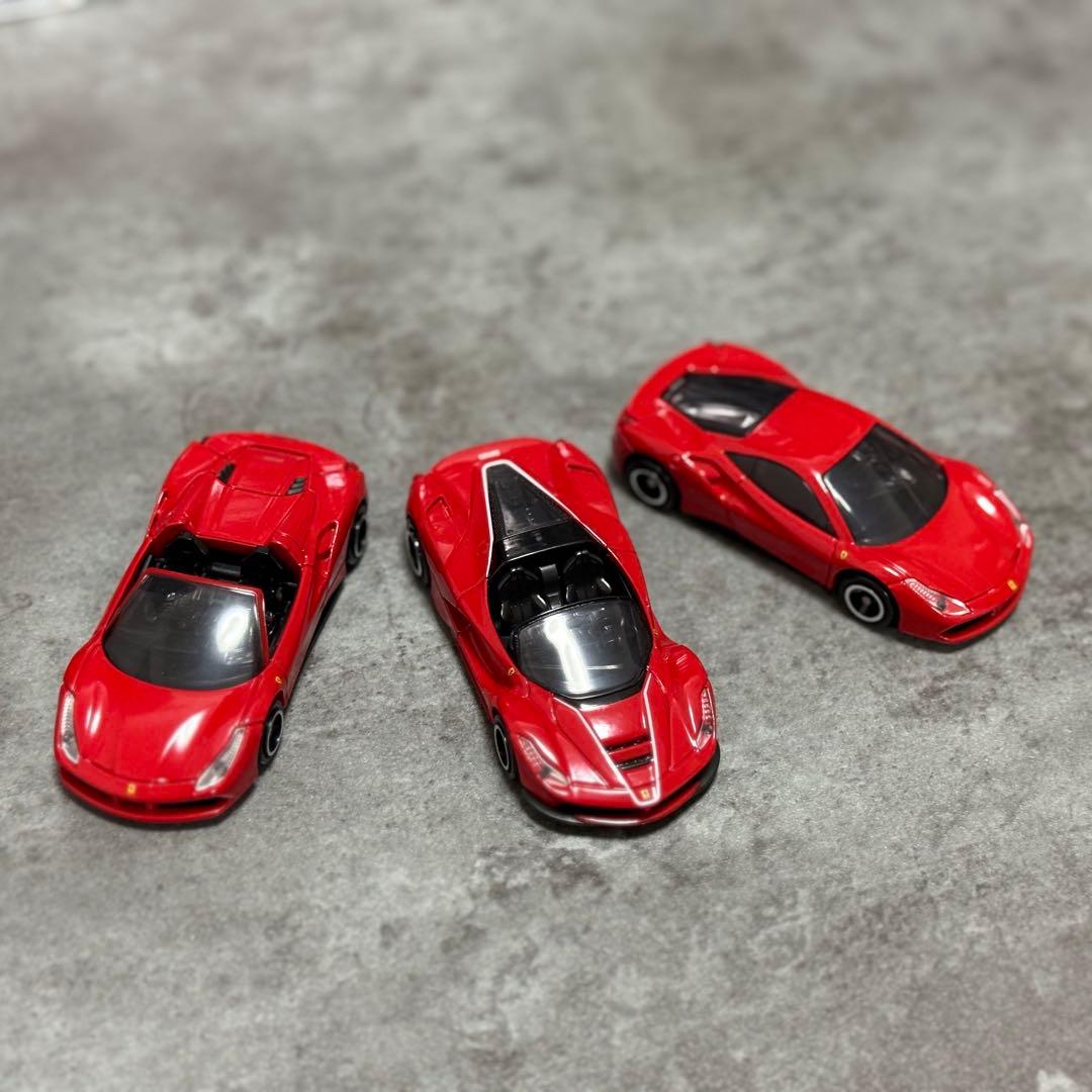 【限定お値下げ】トミカ　フェラーリ　17台セット