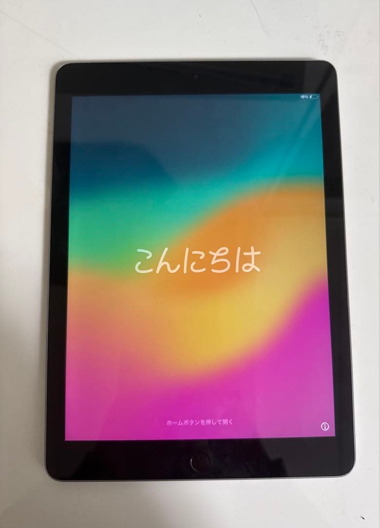 Apple iPad (第6世代) スペースグレー 32GB Wi-Fi