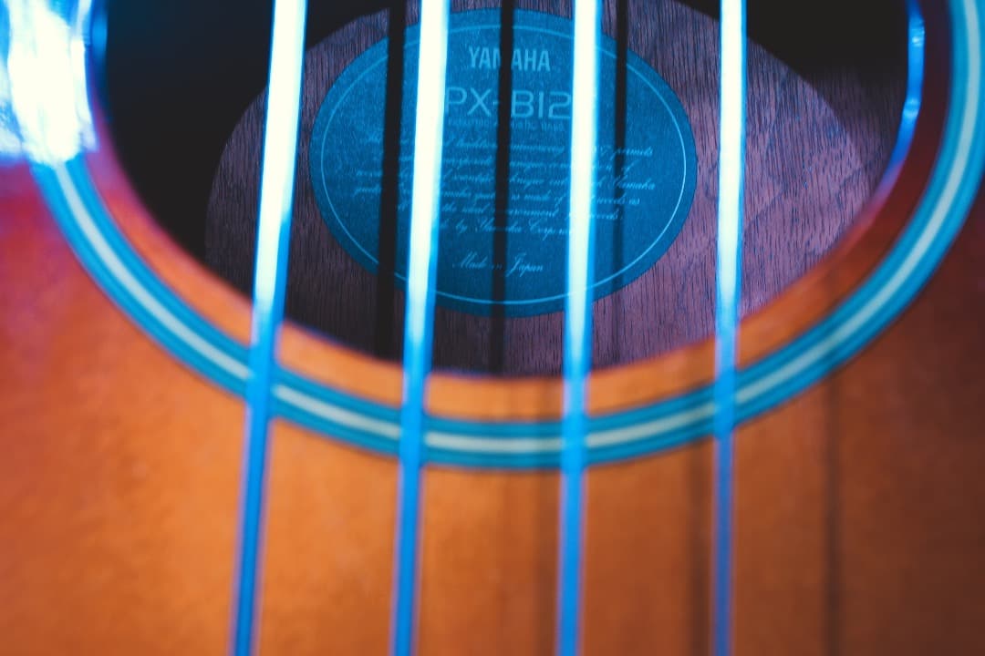 YAMAHA APX-B12F フレットレス・エレキベース ジャンク