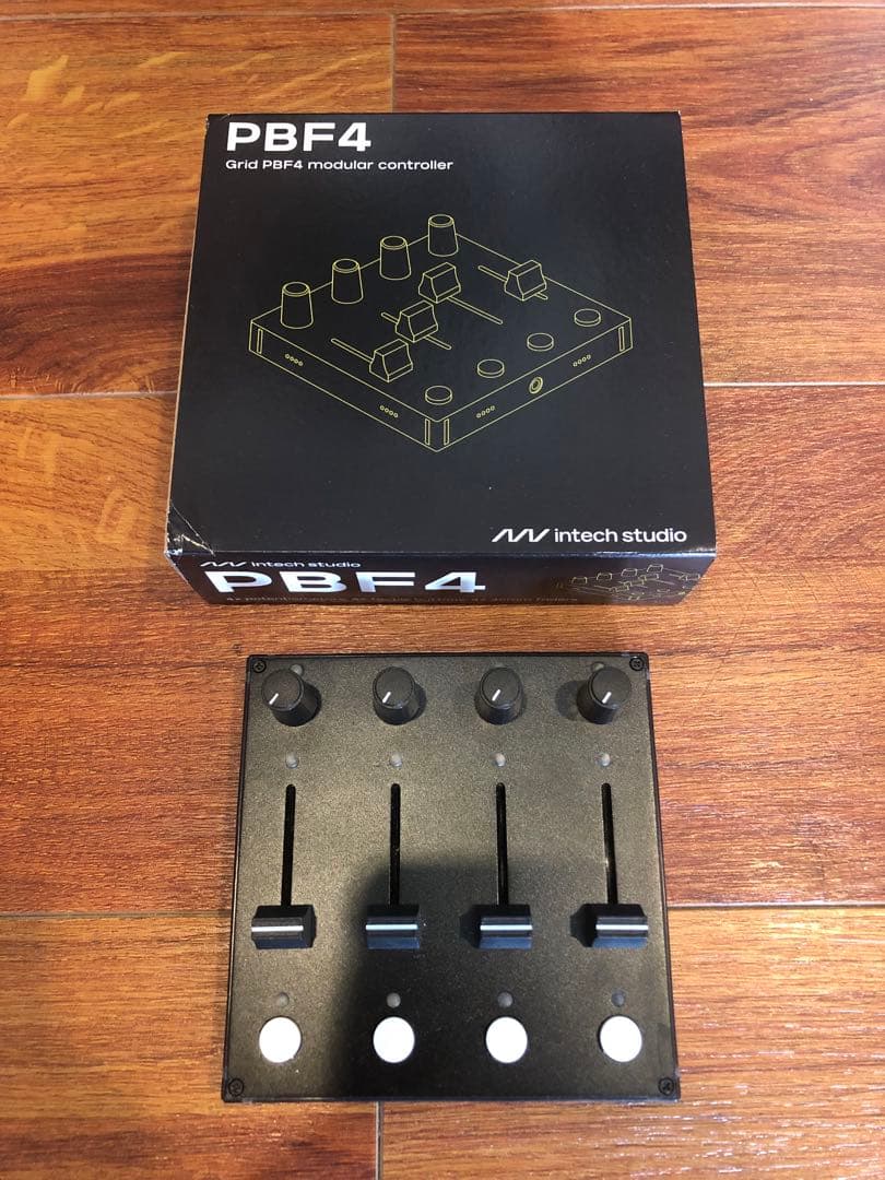 【中古】intech studio PBF4 MIDIコントローラー