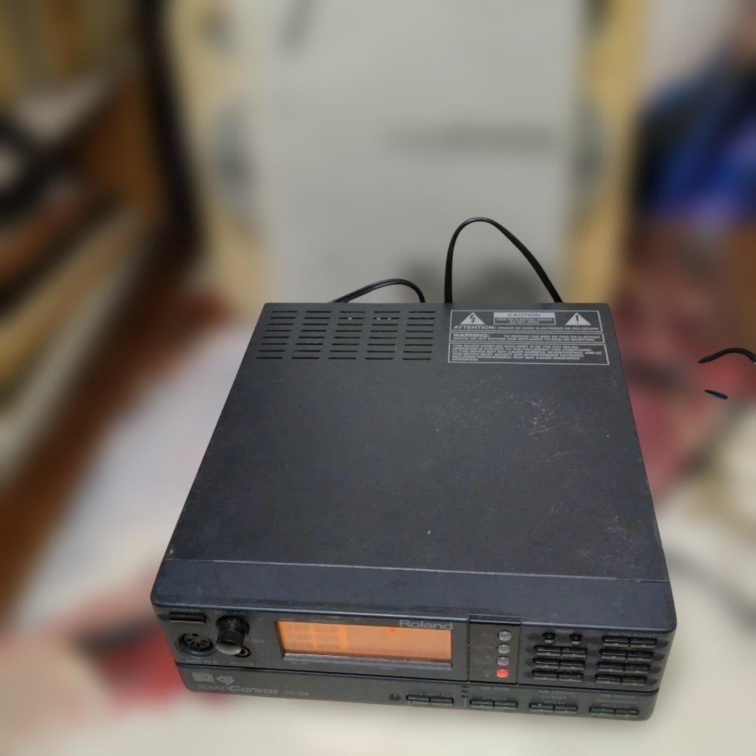 ★Roland SC-88 GS MIDI音源 ジャンクです。 取扱説明付
