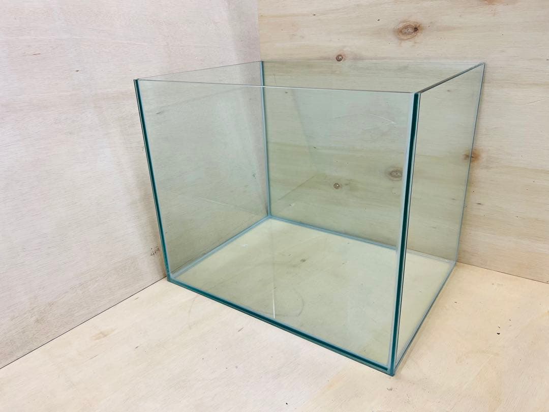 600ｘ450ｘ450mm 水槽 クリアシリコン 未使用品